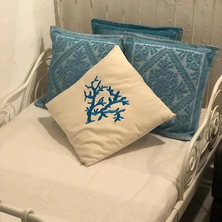 Delizioso Nido Nel Blu Tatil Evi Chia